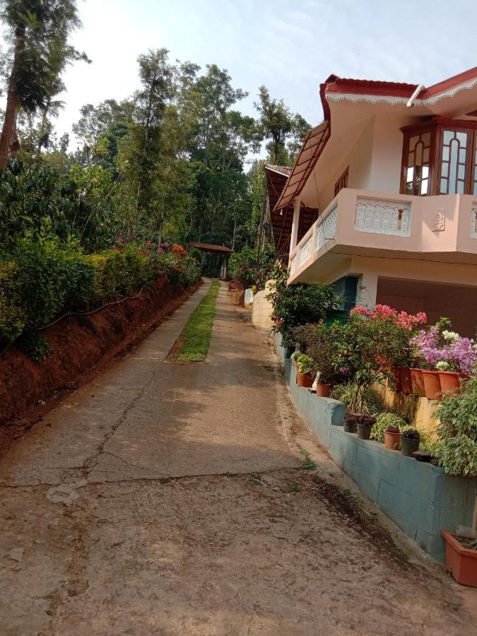 Shivalaya Homestay, Madikeri Siddapura  Экстерьер фото