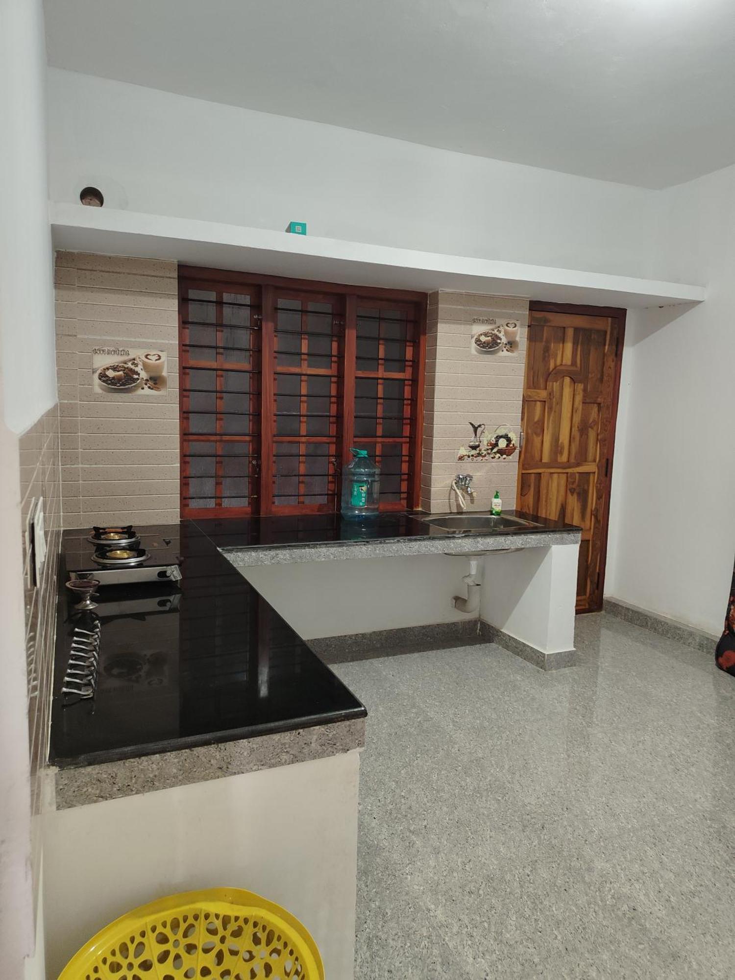 Shivalaya Homestay, Madikeri Siddapura  Экстерьер фото